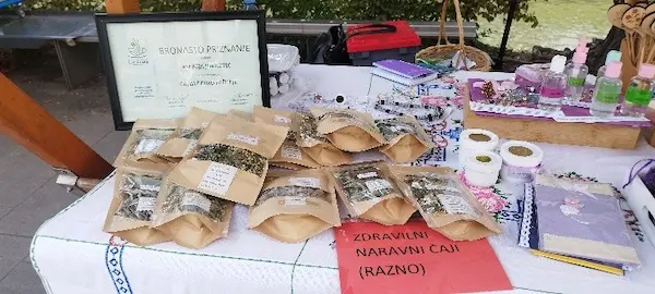 ARTISH različni okusi čajev