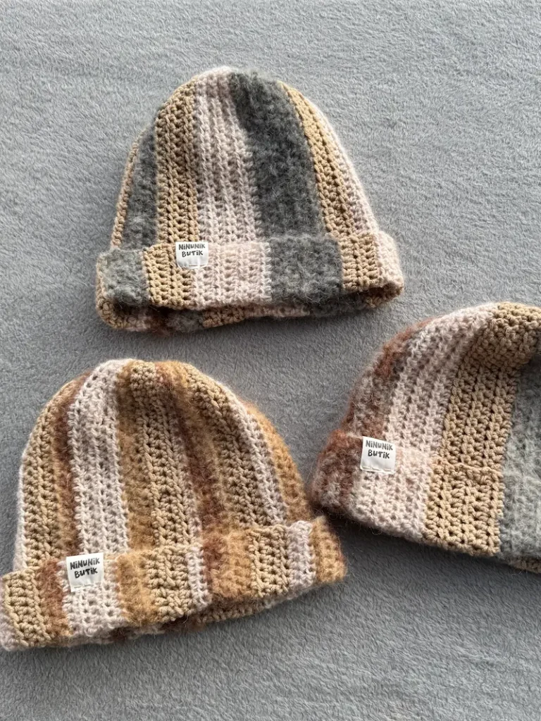 kvačkane kape Ninunik Butik